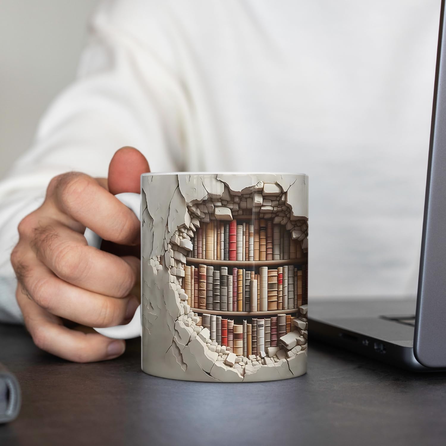 Aigori Library Bookshelf Mug has an ergonomic-handle for comfortable sipping