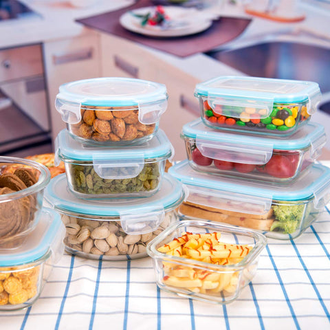 AILTEC locking lids provide airtight seal to prevent leaks during transport.