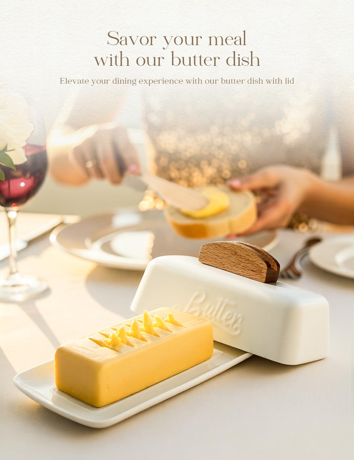 AISBUGUR butter dish featuring knife clip keeps knife secure.