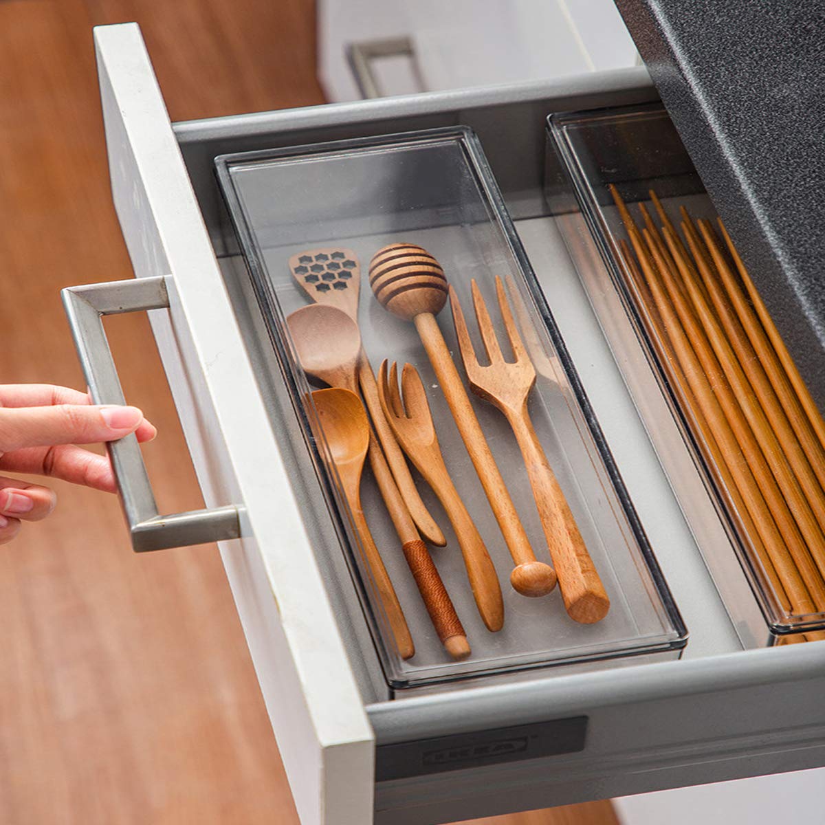 AIYoo flatware tray offers clear visibility for quick access in busy kitchens.