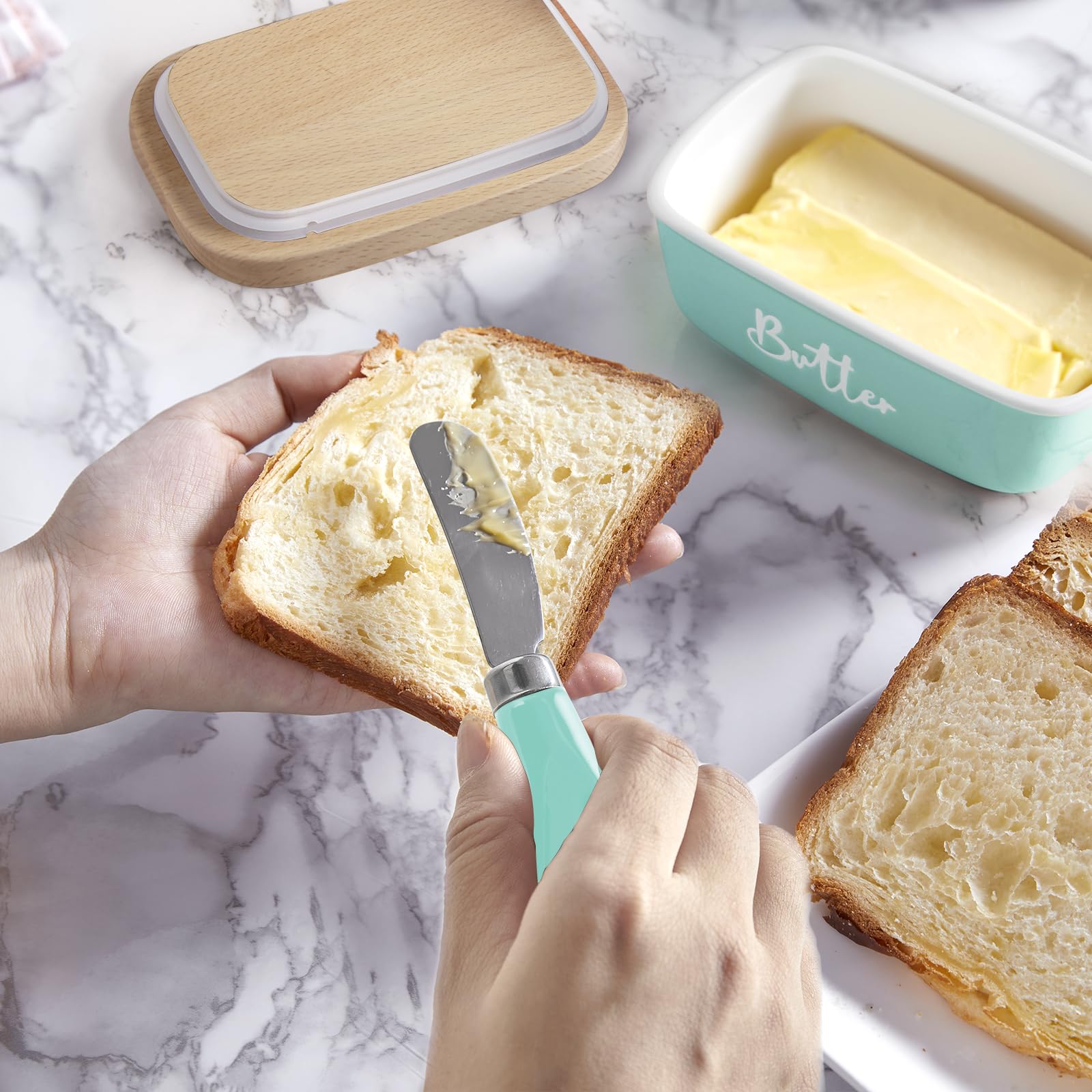 ALELION ceramic butter dish with lead-free glaze for safe storage.