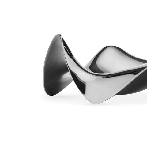 Alessi Blip PG02 closeup texture emphasizes premium polish and grip