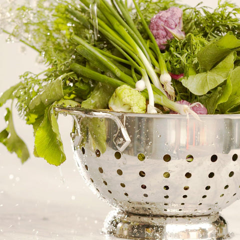 All-Clad colander riveted handles offer a secure grip