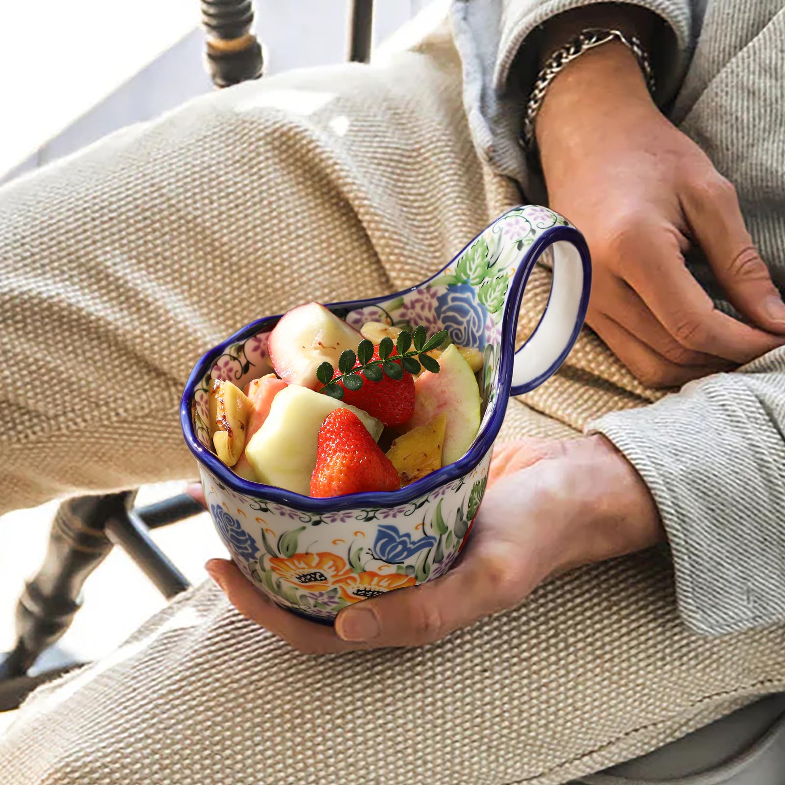ALMA Hand-painted floral pattern adds vintage charm to meals