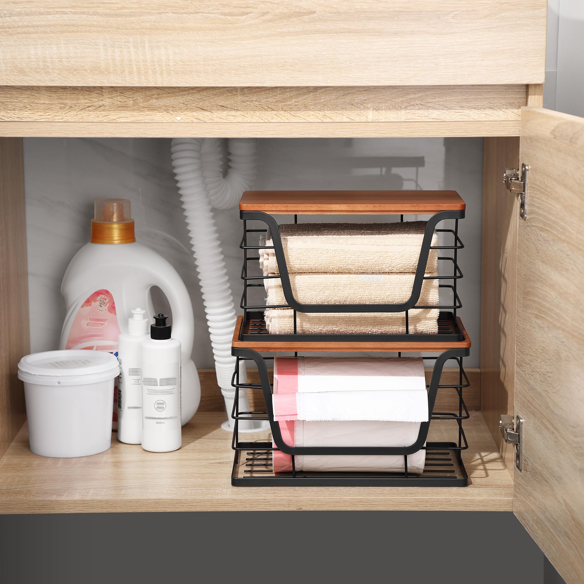 ALOCEO front-access opening makes inserting and retrieving bags quick.
