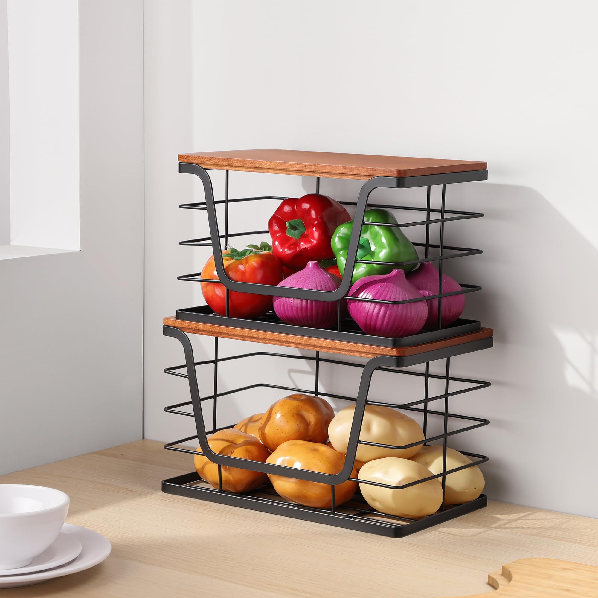 ALOCEO sturdy stainless steel with bamboo lid suits modern pantry decor.