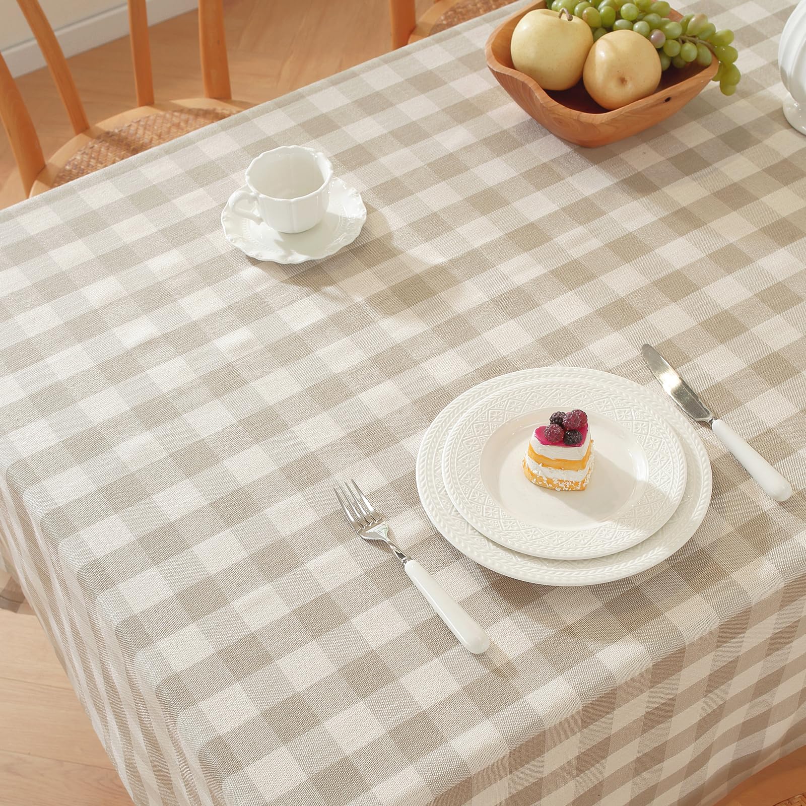 Alsoo beige-white colorway tablecloth enhances any dining decor