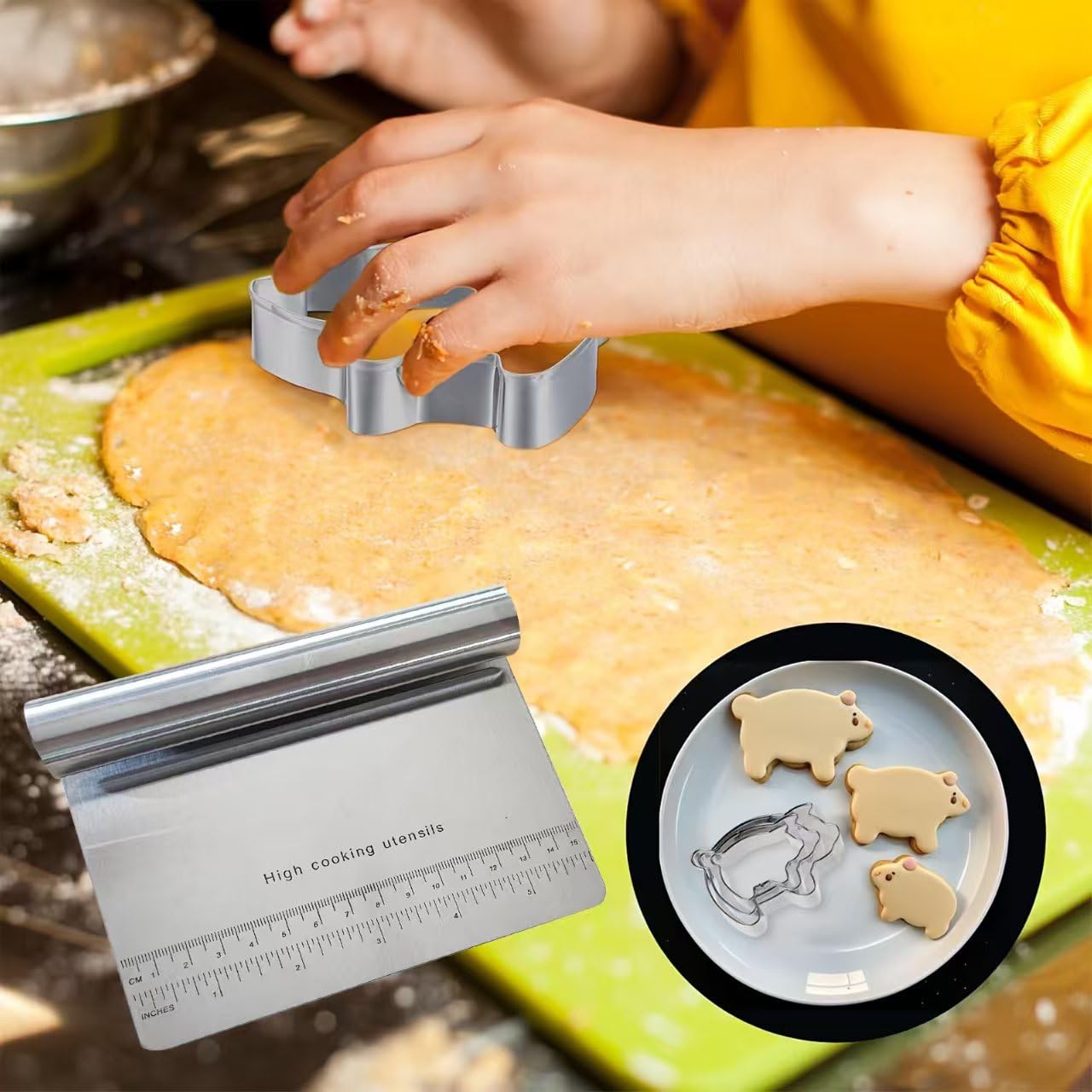 Alunduto Concha mold for bread and conchas adds decorative shapes to snacks.