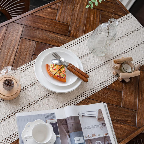 Alynsehom cream beige macrame weave adds rustic farmhouse charm to table.