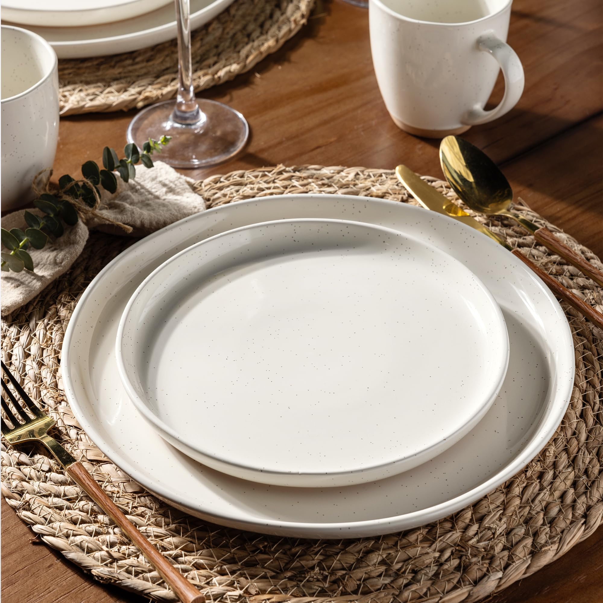 AmorArc 10.5-inch dinner plate with wavy rim and speckled glaze for elevated everyday dining.
