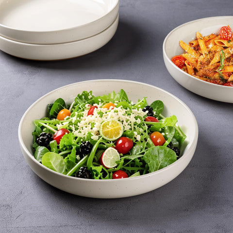 AmorArc bowls are microwave safe for quick reheating.