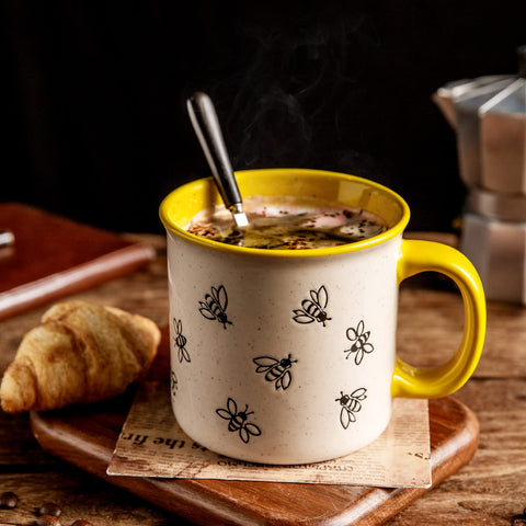 AmorArc mug displayed in an office-home scene, highlighting versatile daily use.