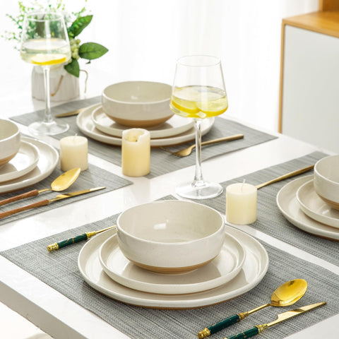 AmorArc 18-piece service for six set provides cohesive dining pieces across plates and bowls.