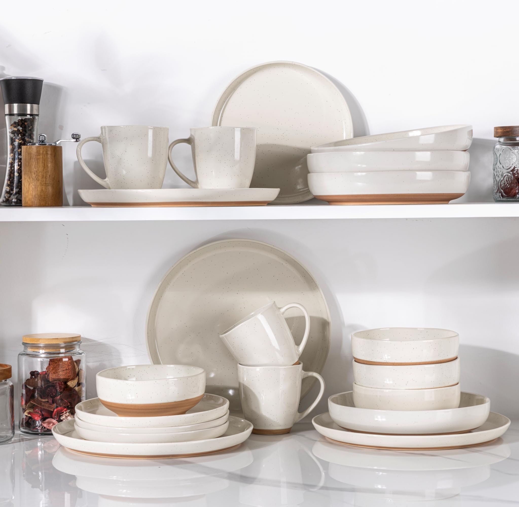 AmorArc set of four ideal for pasta and salads.