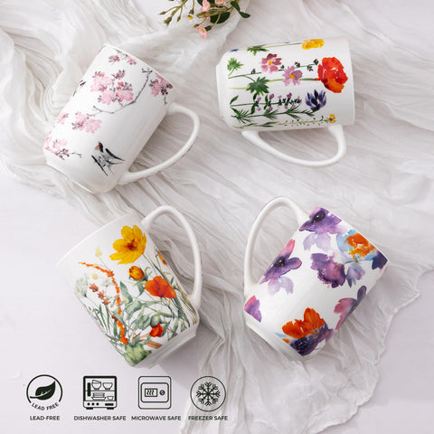 AmorArc mug with lid and infuser ready to steep