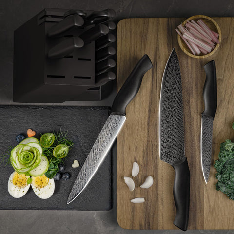 Amorston black wooden block with knives and integrated sharpener for easy maintenance