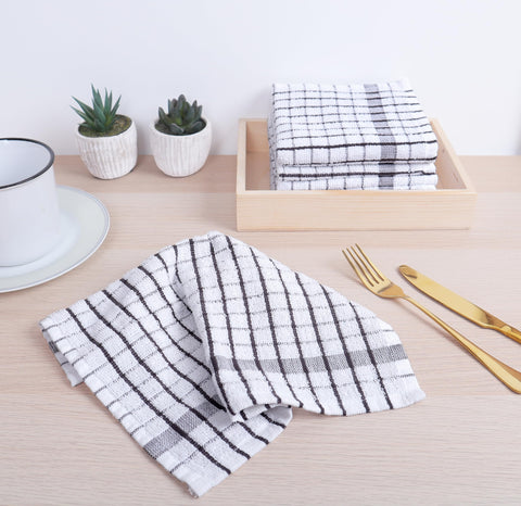 AMOUR INFINI dishcloths wiping spills on a counter with strong absorption.