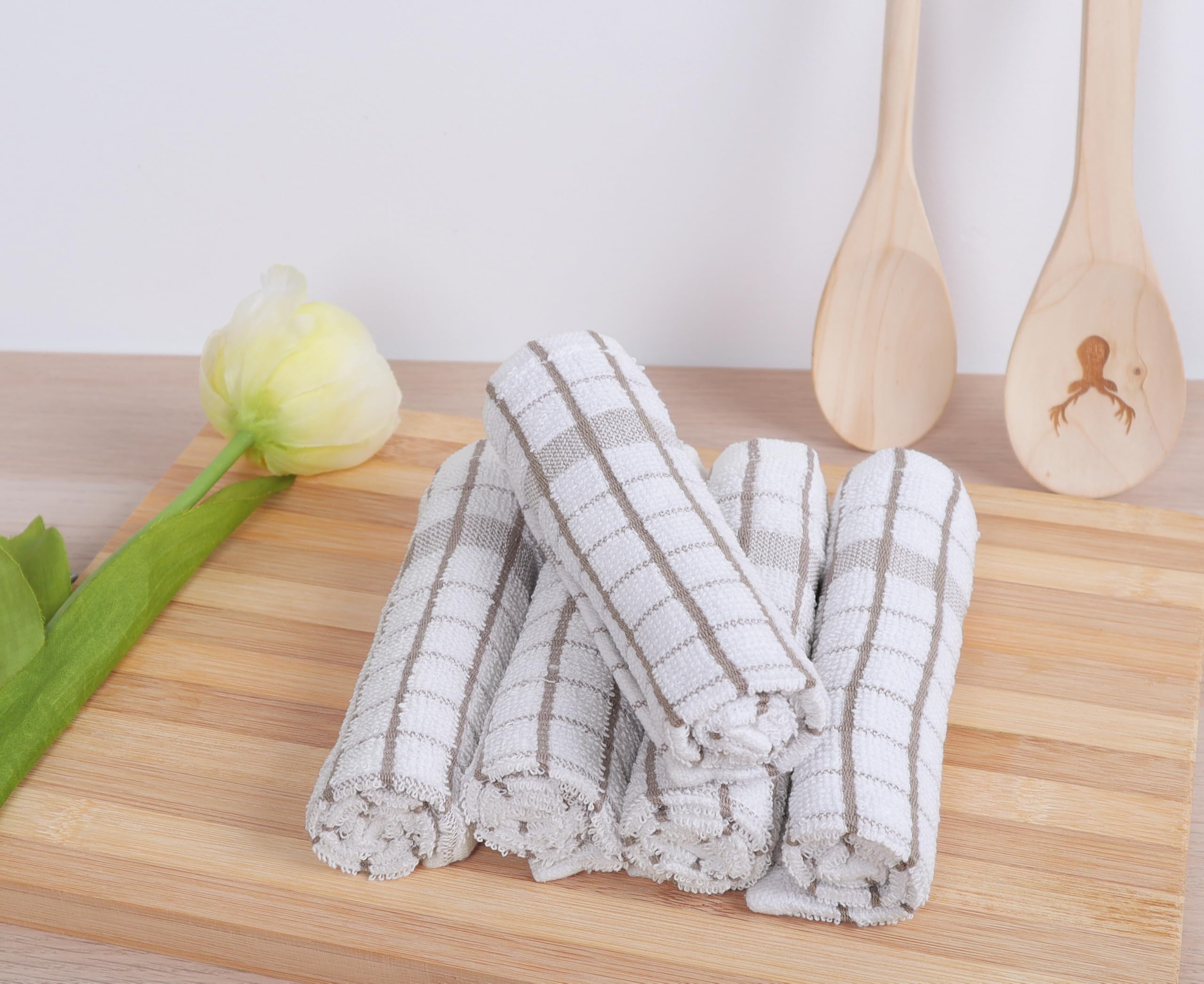 AMOUR INFINI beige 8-pack dishcloths for versatile kitchen cleaning