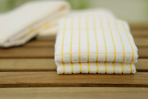 AMOUR INFINI 20x28 inch towels cover large cleaning tasks.