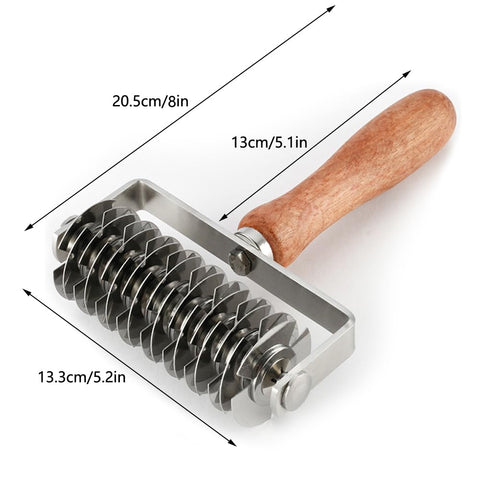 AMPSEVEN stainless steel blades deliver precise lattice cuts with durability