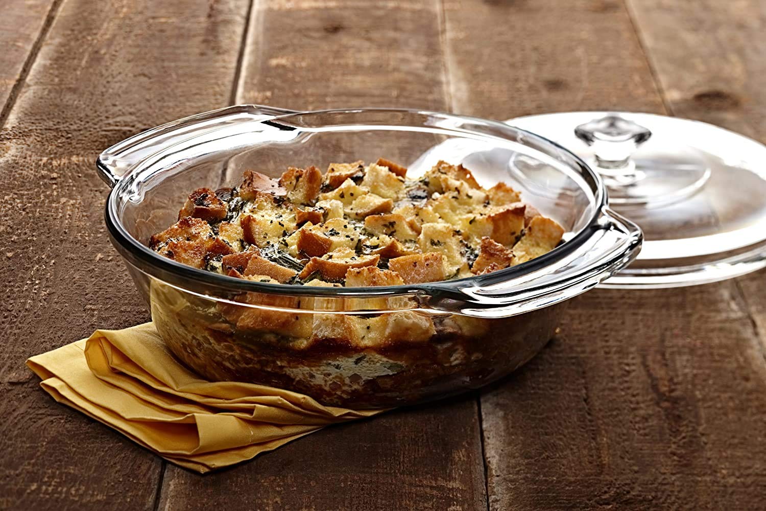 Anchor Hocking Oven Basics loaf dish with easy grip handles in clear glass, ideal for serving.