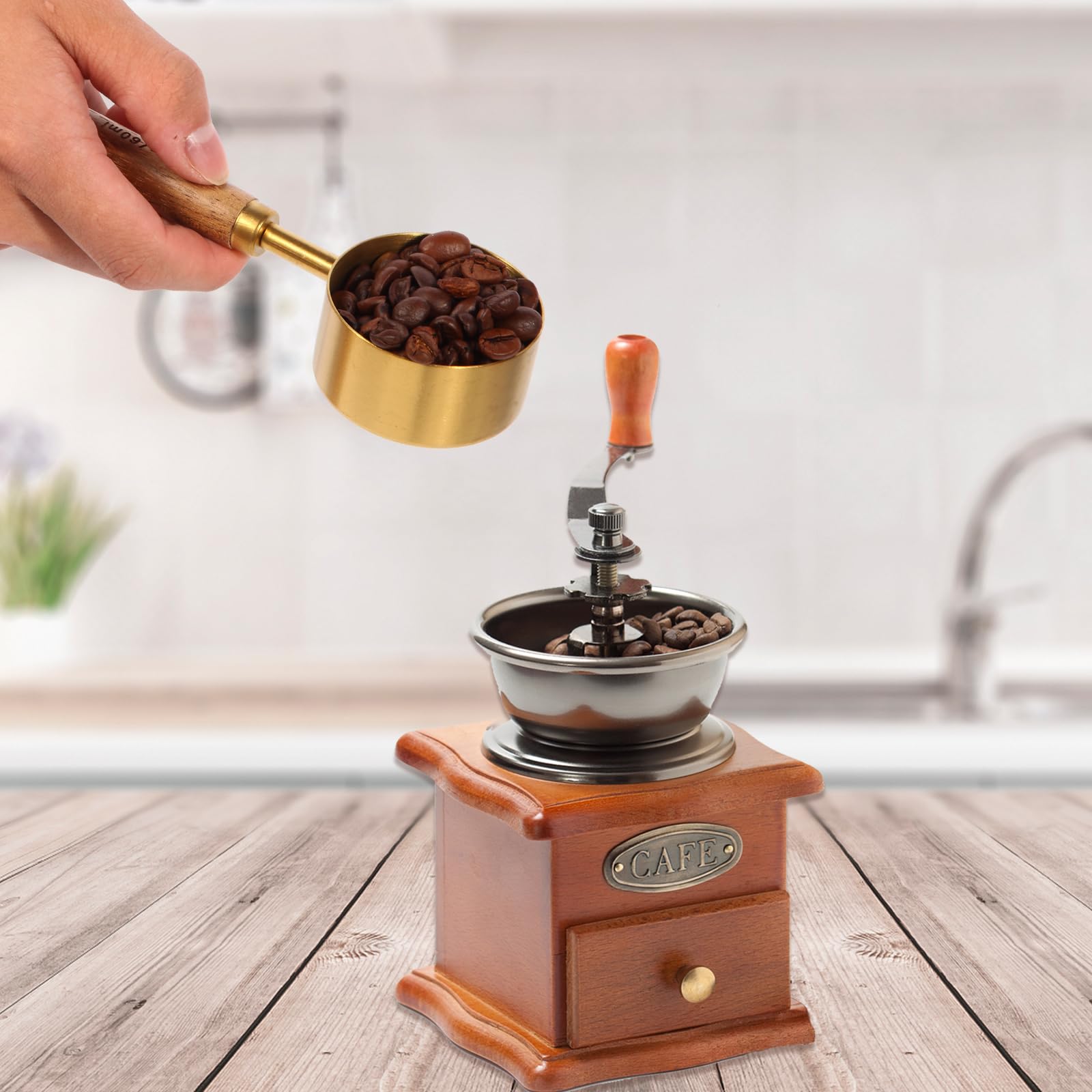 ANDGELOO gold measuring set in gift-ready packaging, ideal for home chefs.