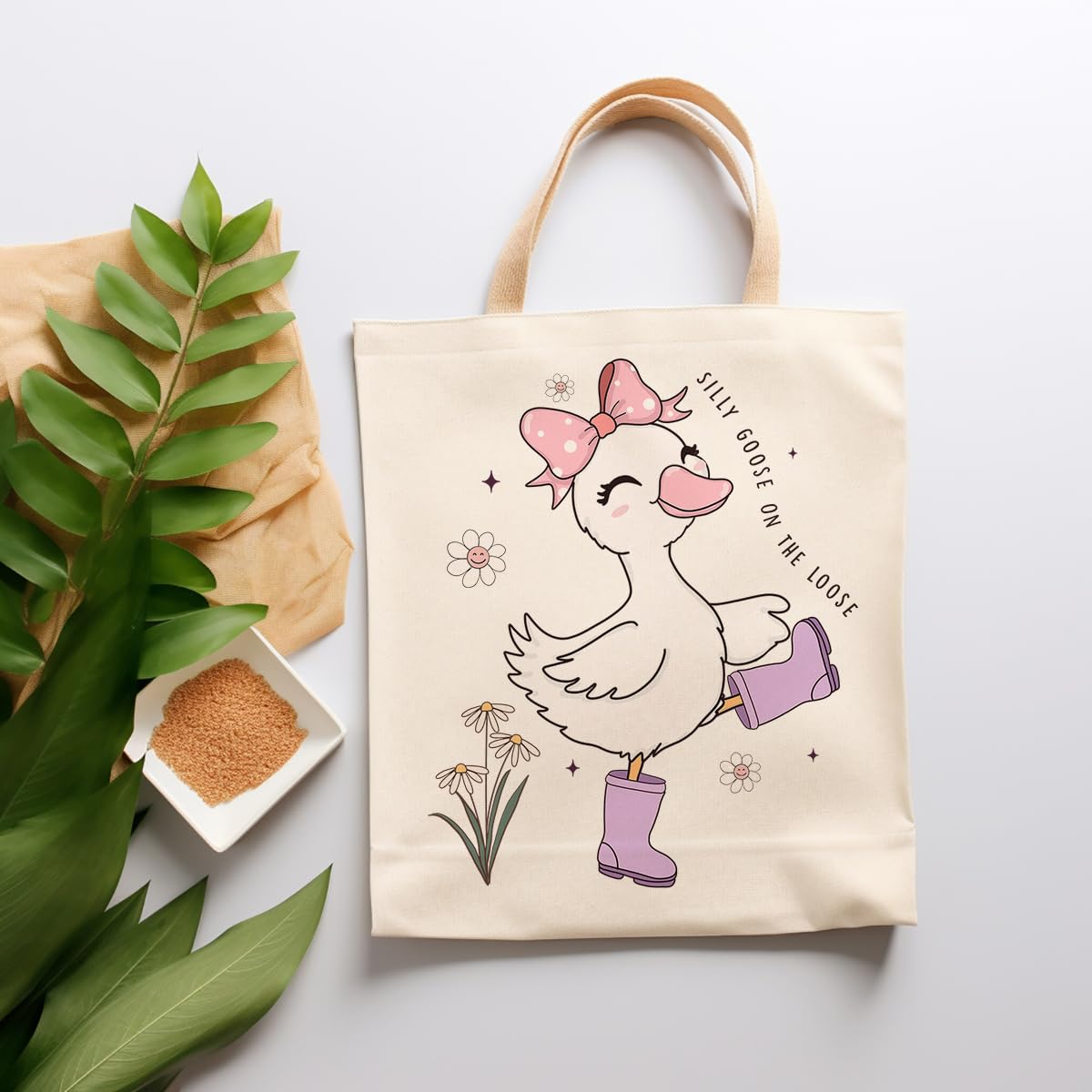 Anellyee Silly Goose tote compact size ideal for everyday carry.
