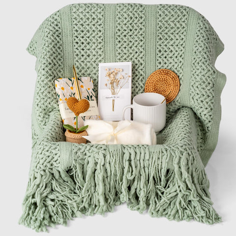 Anforsun fuzzy socks offer soft warmth for cozy downtime