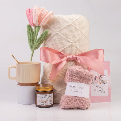 Anforsun gift basket for women features cozy items for comfort.
