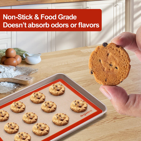 Angadona round 8.5-inch baking mat yields evenly baked crusts