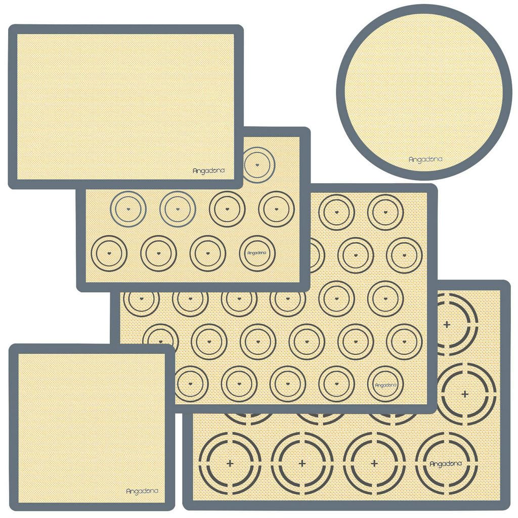 Angadona silicone baking mats set laid out for versatile baking across sizes.