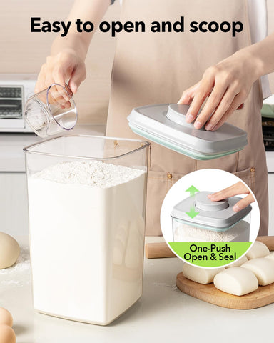 Ankou 4L container with built-in 130ml scoop for precise measuring.