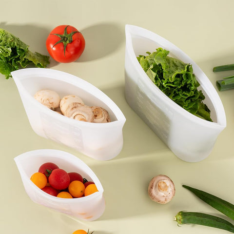 Annaklin small bag stores snacks and mini meals on the go.