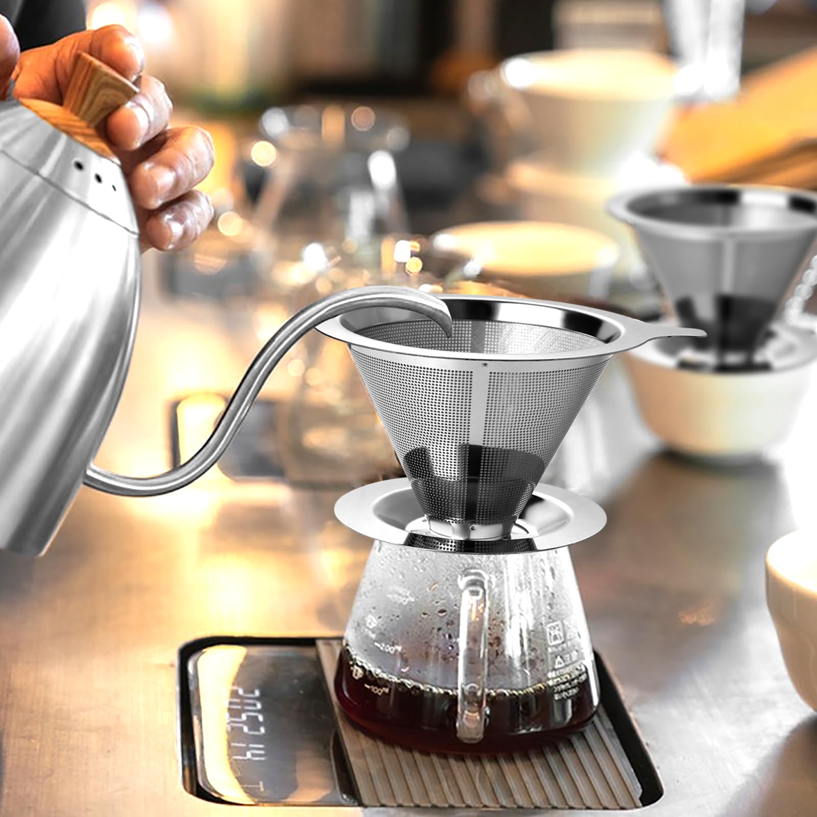 Easy-clean ANNMEXX dripper ready for quick morning coffee.