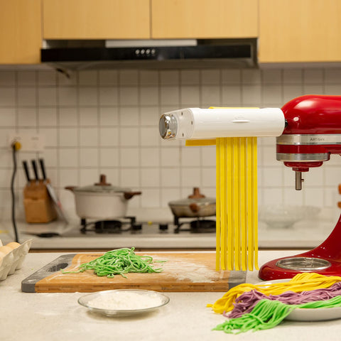 Antree hub attachment on a stand mixer for quick setup.