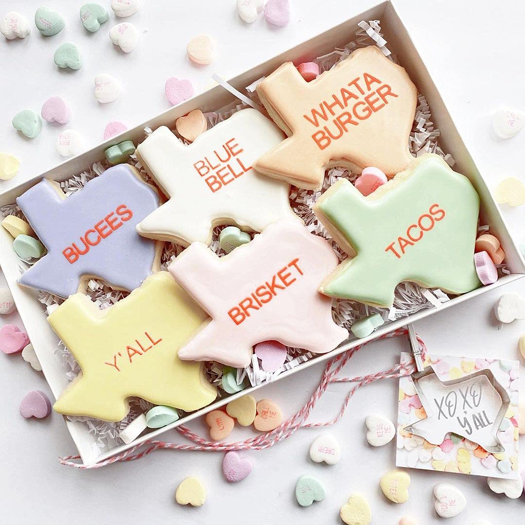Aoerfes Cowboy boot cutter creates rugged cookies for western treats.