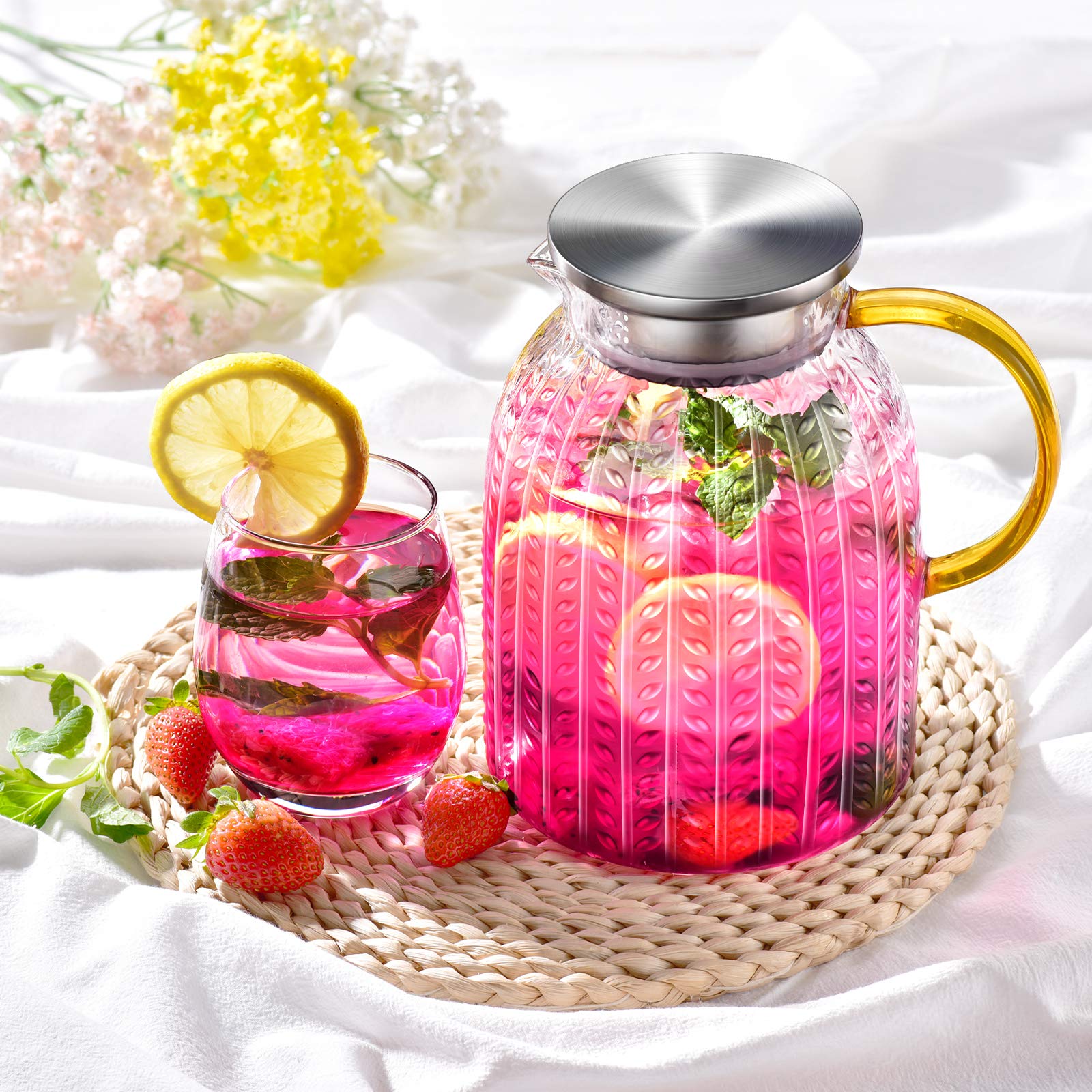 Aofmee pitcher close-up highlighting durable borosilicate glass