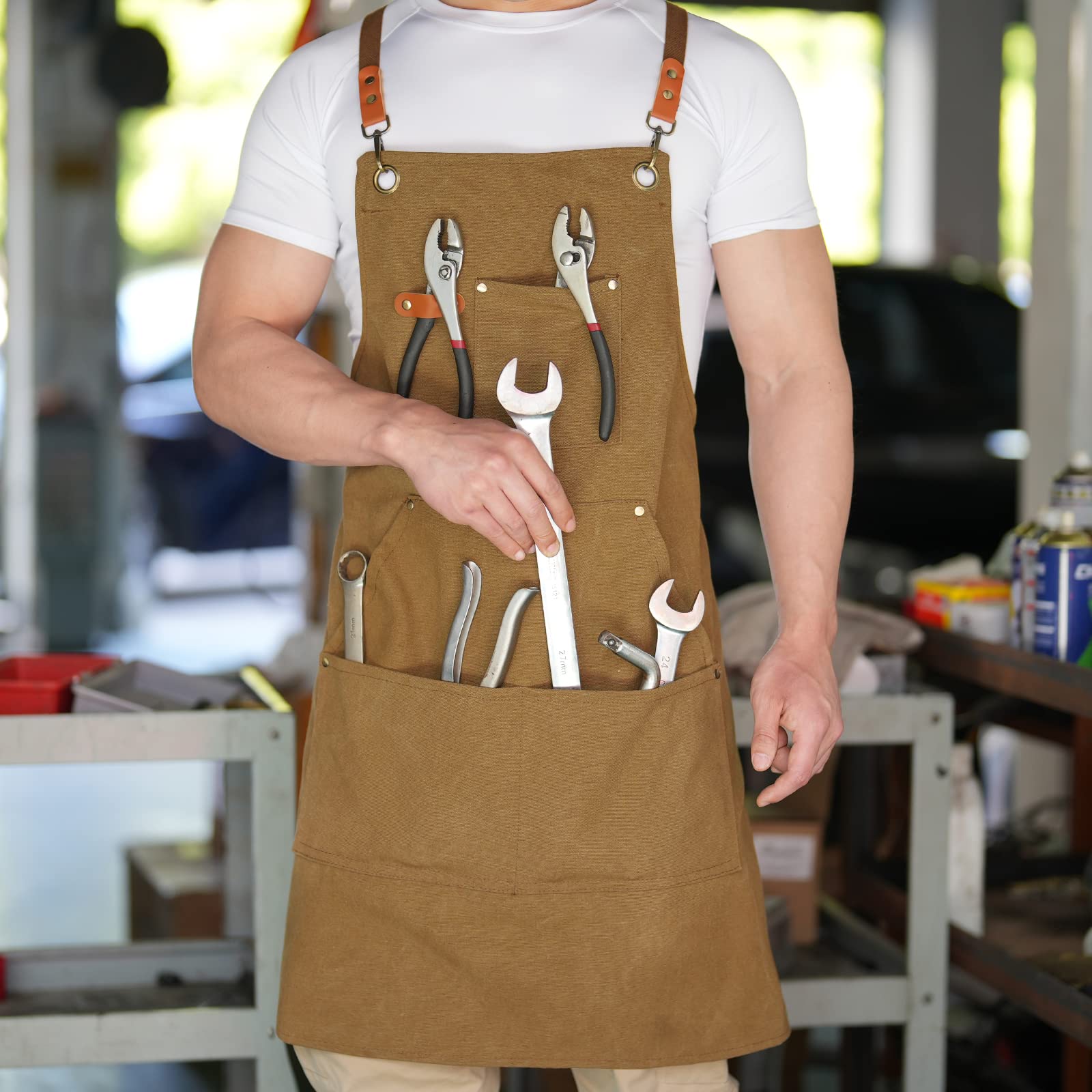Aoomzoon 27x32 inch bib apron provides generous coverage for messier tasks