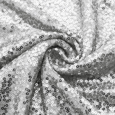 Aormenzy table runner draped on a table creates festive mood
