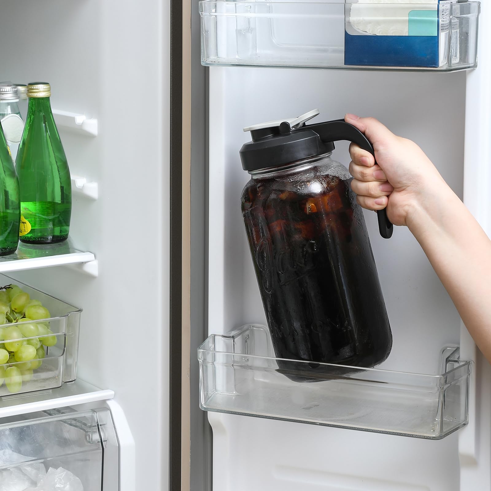 AOZITA 64oz pitcher is fridge-safe for chilling drinks