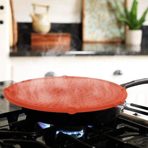 Apidgrowth silicone guard keeps stovetop clean during everyday cooking.