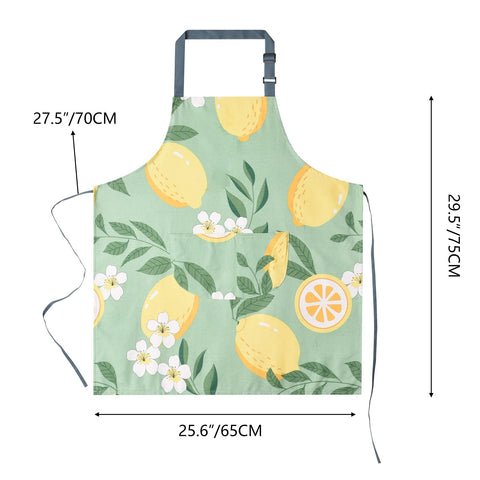 ARBINSON apron with two pockets keeps thermometers and recipe cards within reach.
