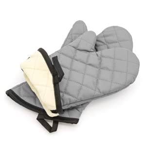 ARCLIBER extra-long mitts as a tabletop kitchen accessory during meals.