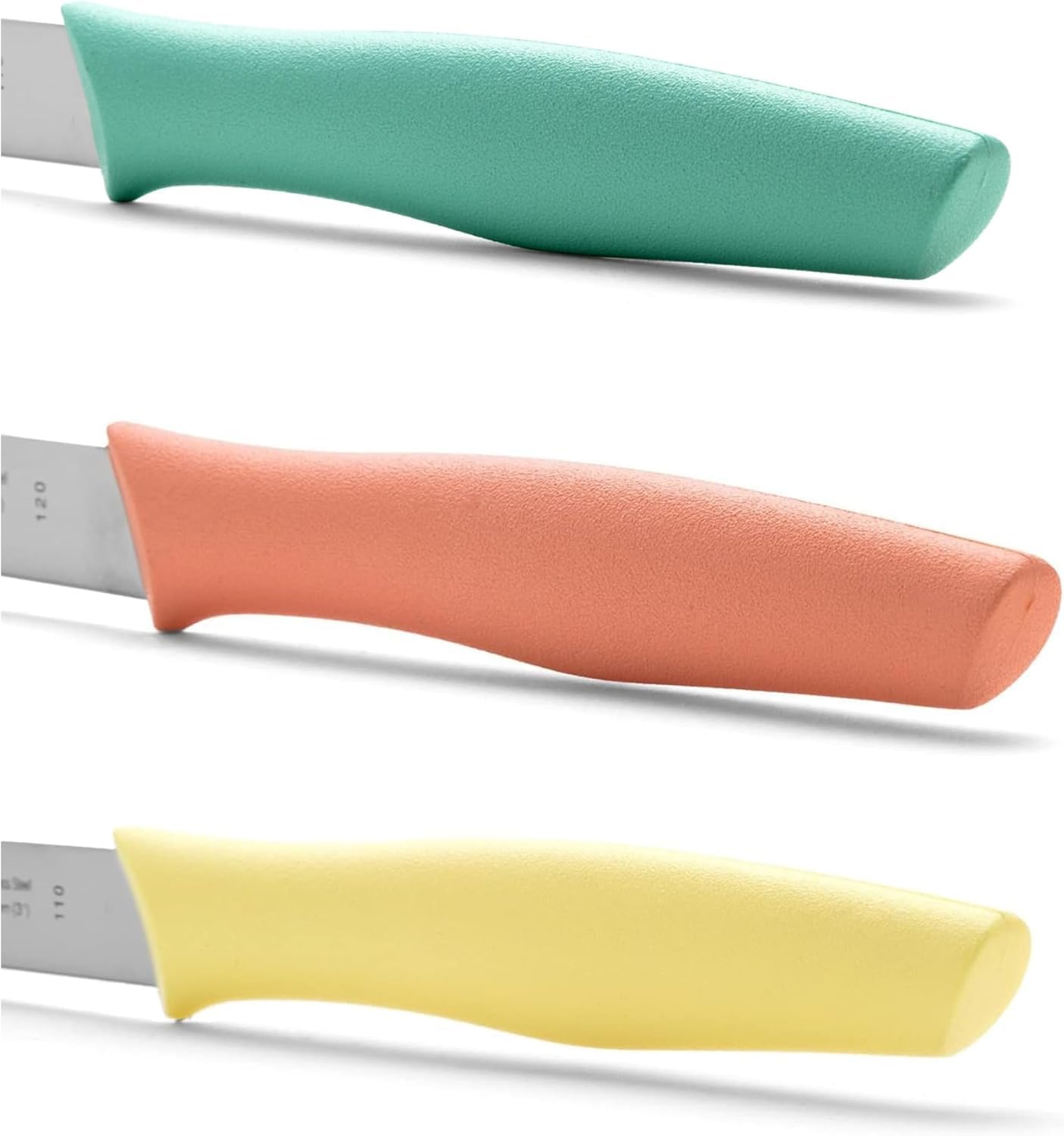 Arcos Nova Nitrum blade close-up with sharp edge