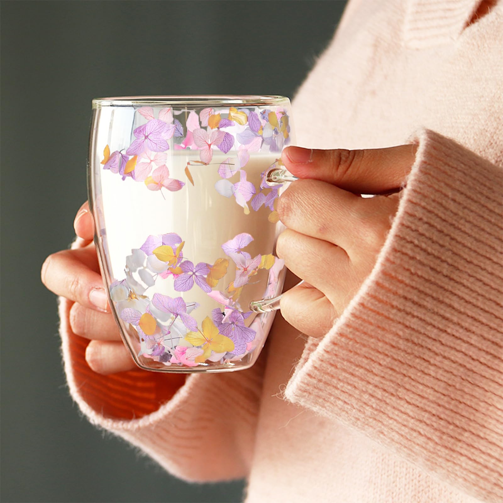 Arefen gift-ready packaging makes this mug perfect for holidays.