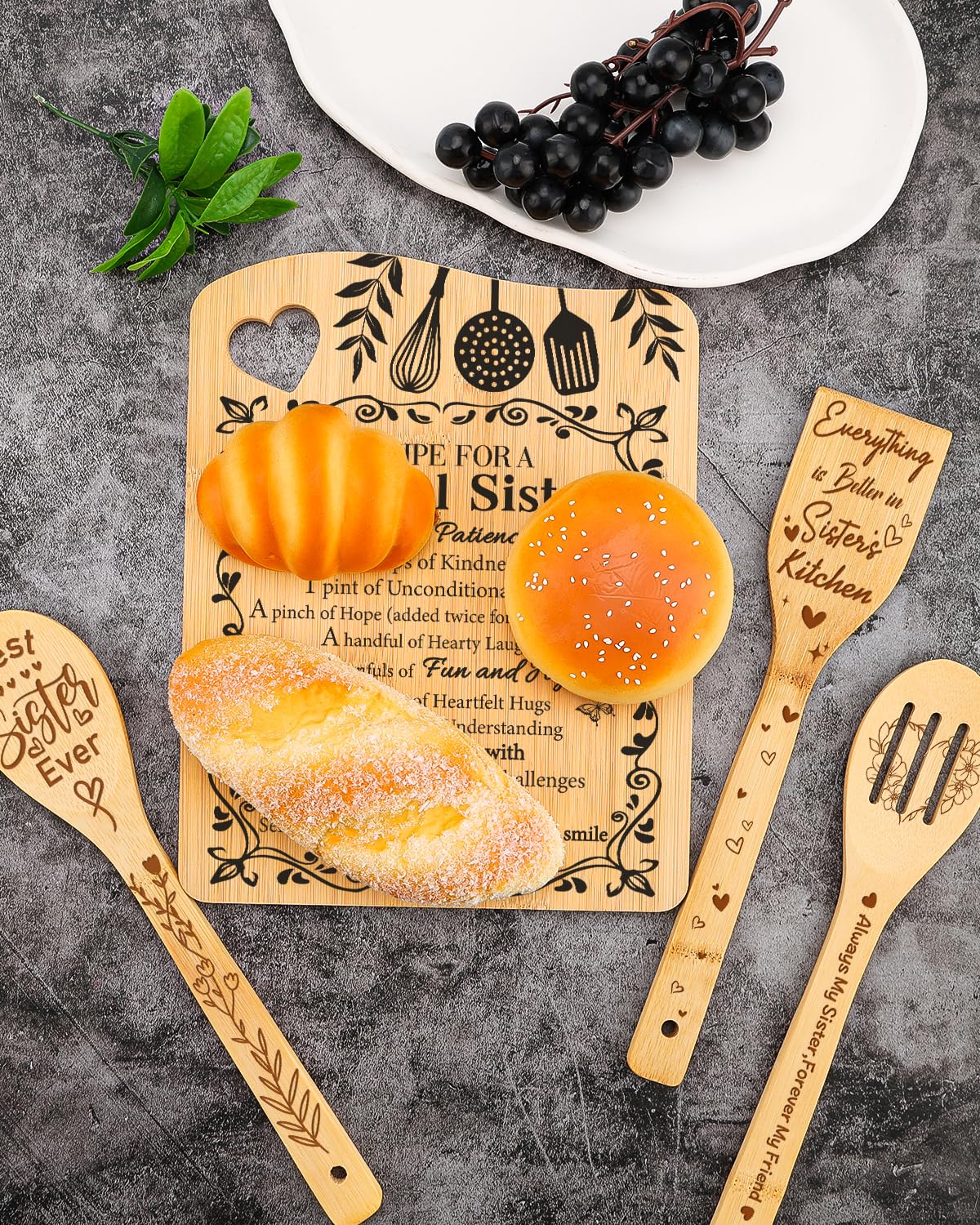 Aremdys bamboo cutting board surface detail highlights smooth finish for easy chopping.