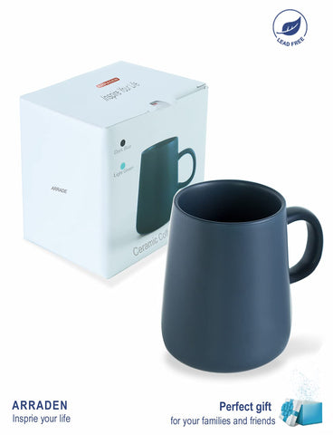 ARRADEN large-capacity mug ready for tea or coffee at home.