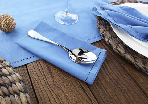 Artaste Rain elegant dining setup for versatile meals