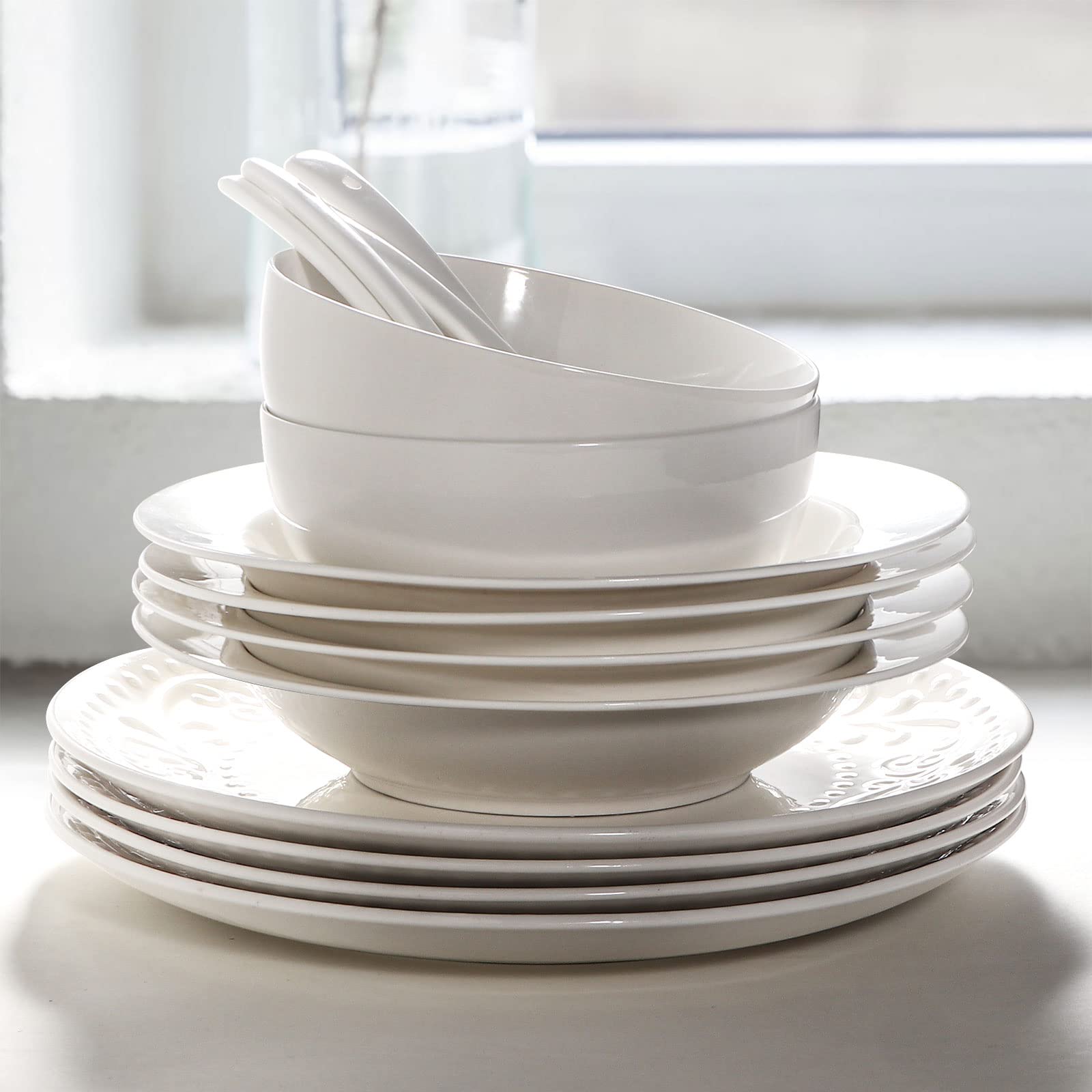 Artena rimmed pasta plates showcasing modern tableware design.