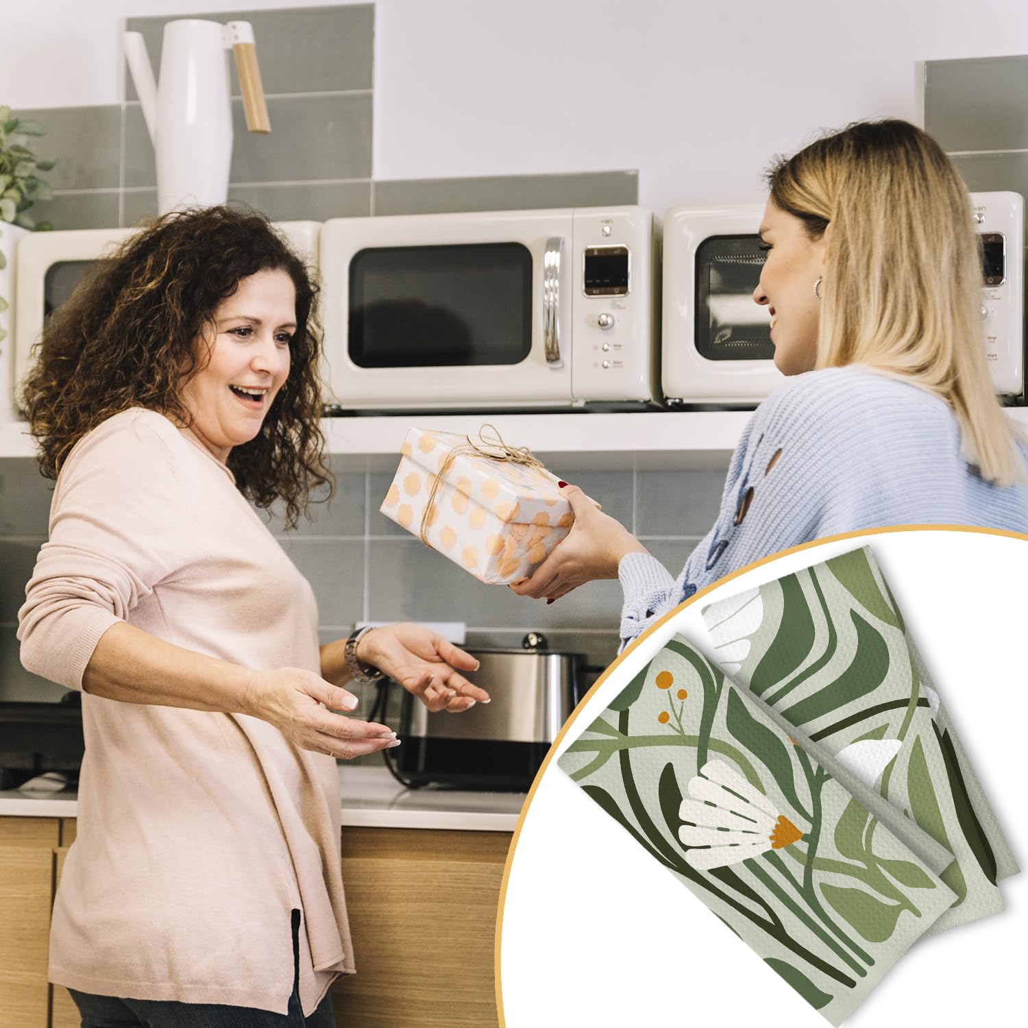 ArtisaEura mid-century modern kitchen decor with towels adding retro flair.